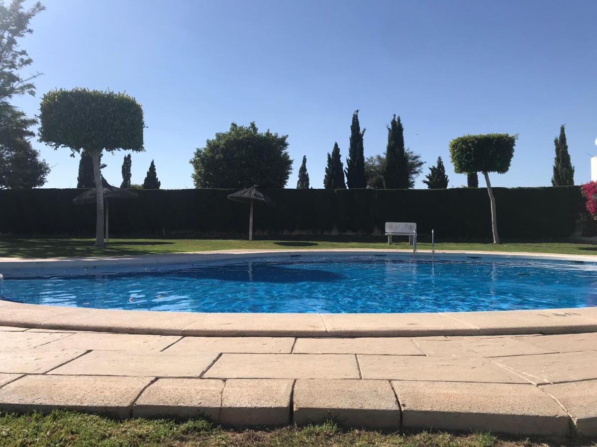 Villamartin, Lovely 2 Bed House, Short Walk To The Plaza. Orihuela Kültér fotó